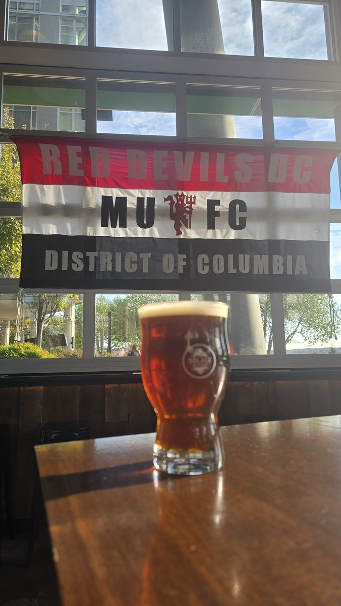 RedDevilsDC's tweet image. Doors are open at Solace Outpost (@solacebrewing)! 🍻

Grab a pint of Red Devils DC Lager and get ready for kickoff.
Three straight wins on the line. Let’s make it four.

UTFR 🔴⚪️⚫️
#MUFC #RedDevilsDC #DC #DMV #UTFR