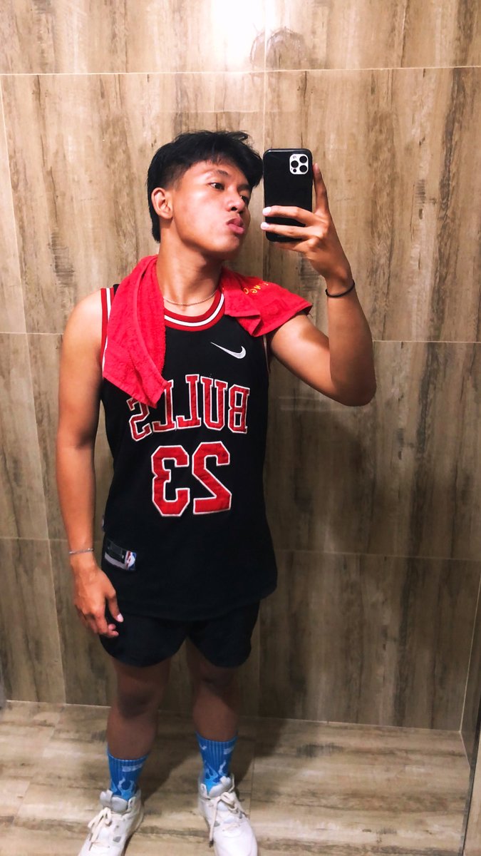 syaadavid's tweet photo. gym tudeyyy https://t.co/XONxEMGgSm