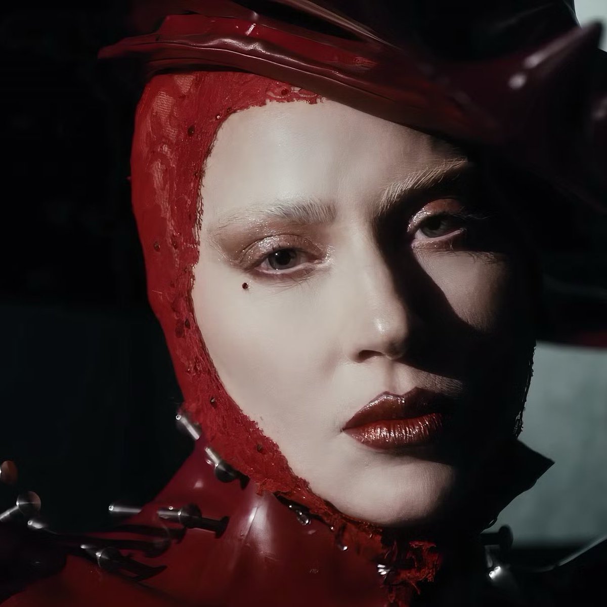 ‘Abracadabra’ by Lady Gaga jumps 110 spots to #64 on the Global Spotify chart with 2.03 million streams.