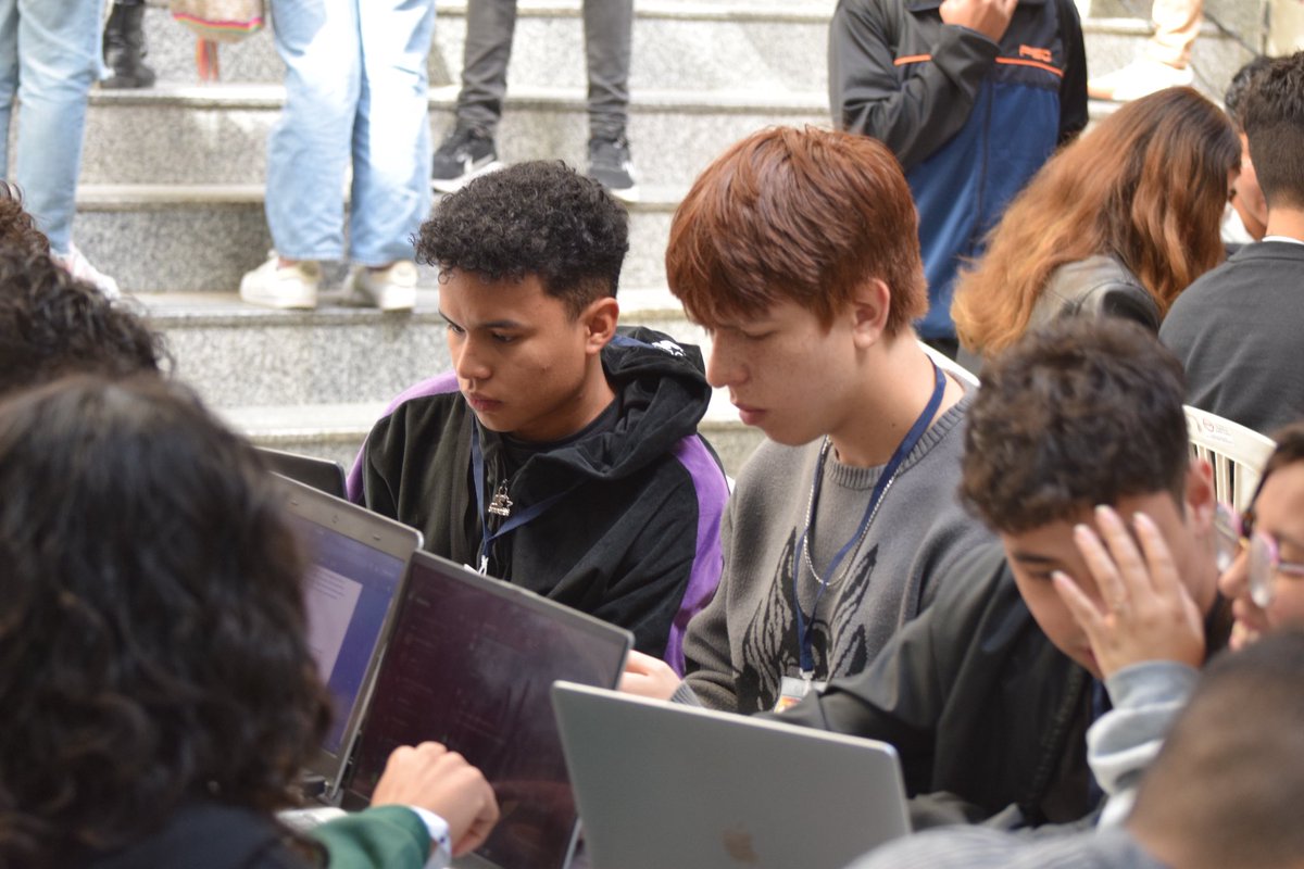 Ciberpazcolombi's tweet image. 📍Esta hackatón es parte del programa #CiberPaz del @Ministerio_TIC, que promueve el uso ético, seguro y responsable de la tecnología.
Ya hemos estado en Tibú, Argelia, Pasto y Yopal. Hoy, la capital se suma a este movimiento digital por la paz. ✌🏼