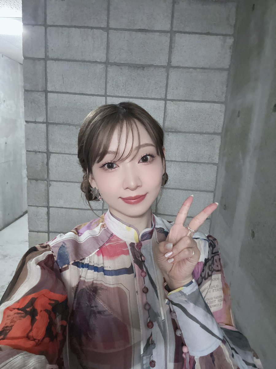 G4rRN1qbQAUf7o0.jpg?format=jpg