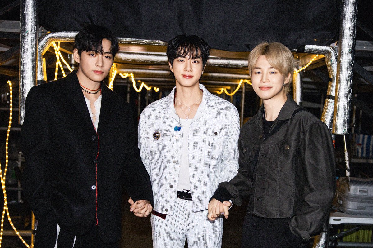 BTS ジン JIN アンコンRUNSEOKJIN EP.TOUR 長袖M BTS ジン JIN