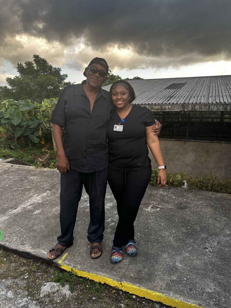 Peppermint_brii's tweet image. I’m all cried out 😢💔 I need a sign old man, just to know you’re ok😔