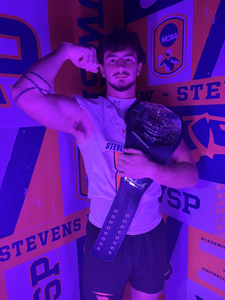 UWSP Football tweet media