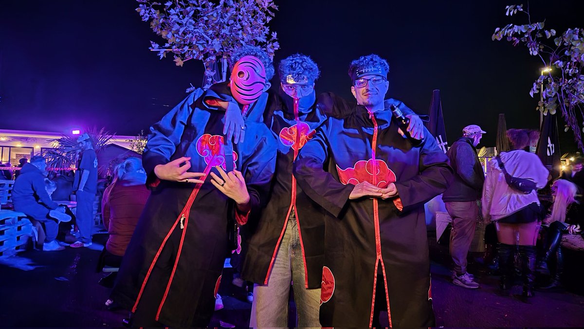 halloween war ein voller erfolg <a href="/Solo_3k/">solo</a> <a href="/noah_FGC/">noah!?🥀</a>