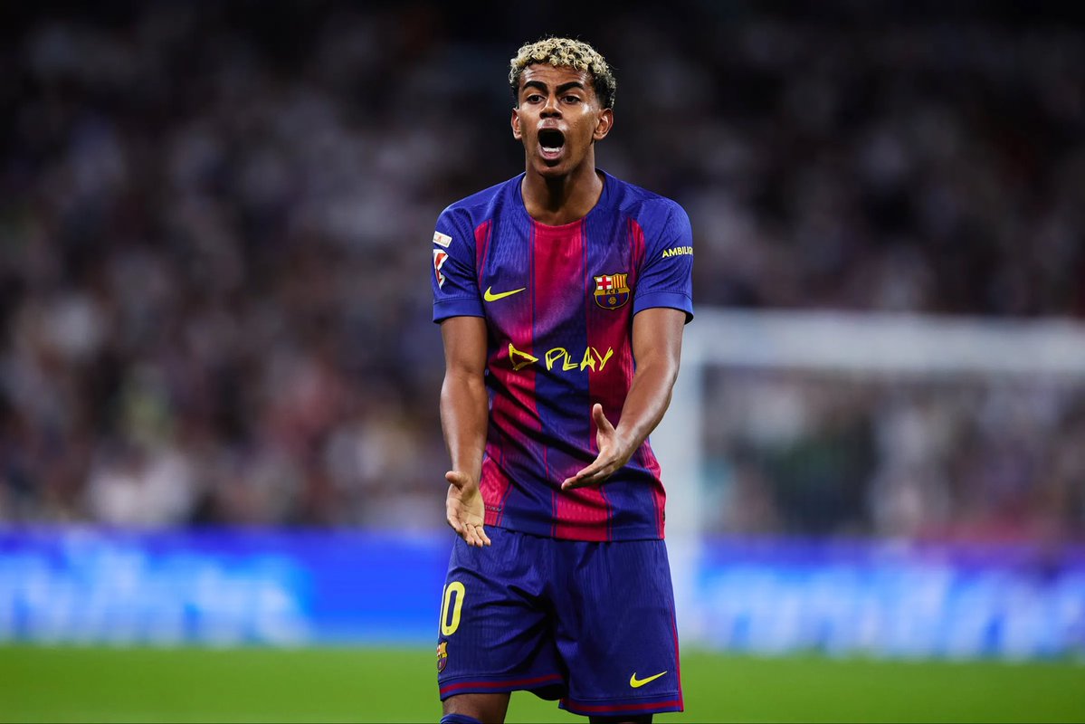 Lamine Yamal 🎙️

“After El Clásico, Messi told me to stay focused and stop messing around if I want to leave a legacy like his… so I called Nicole and told her it’s over 😭💔”