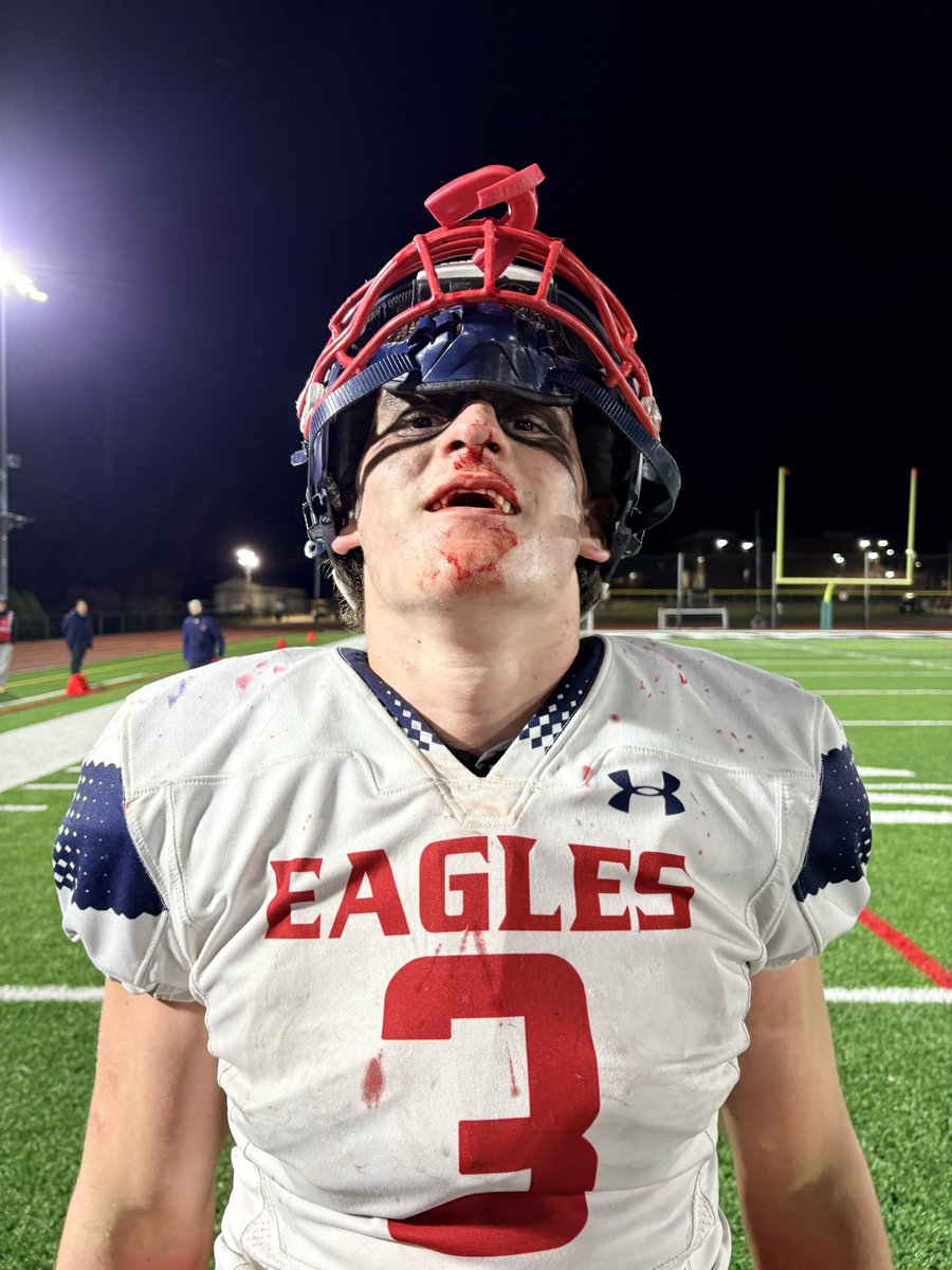 Our nomination for Lohud Player of the week…QB/LB Dylan Burbridge!
29 Carries 202yds 3TDs 6 tackles 1 bloody nose <a href="/d_burb29/">Dylan Burbridge / 2026</a> 
<a href="/Eagle___Nation/">EHS ATHLETICS</a> <a href="/hoopsmbd/">Mike Dougherty</a> <a href="/KDJmedia1/">Kevin Devaney Jr.</a> <a href="/FaMSportsVF/">FaM Sports New York Varsity</a> 

Also our nomination for Football Guy of the Week!
<a href="/BarstoolBigCat/">Big Cat</a> <a href="/PFTCommenter/">PFT Commenter</a> <a href="/PardonMyTake/">Pardon My Take</a>