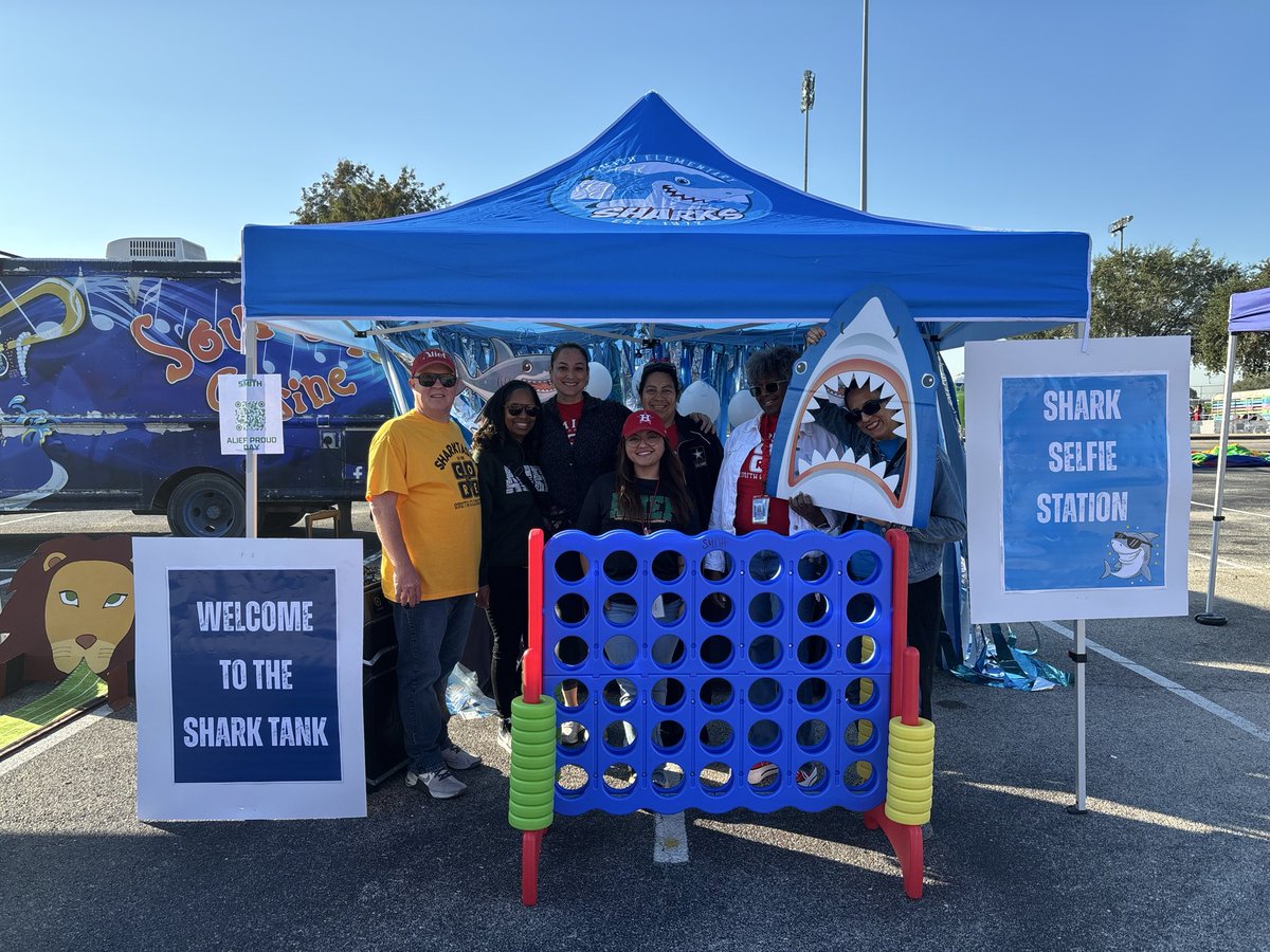 AdminVerow's tweet image. Come to the Shark Tank for #AliefProud25 and visit @ElementarySmith