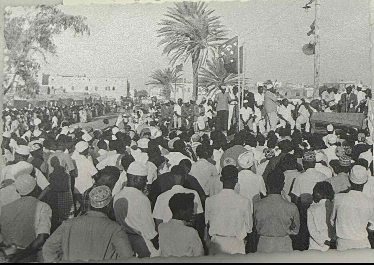 archivesSomalia's tweet photo. Mogadishu,1959 
A large crowd gathers in the capital during a political rally marking the final months of the United Nations Trusteeship. The event, held ahead of the municipal elections, symbolized the rising momentum toward self-governance and national unity. https://t.co/GiQmDfsZgy