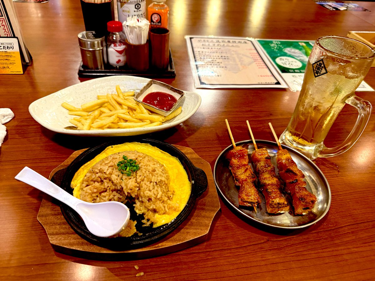 夕食ページ 2日目の夕食は【アウトリガーワイキキホテル】の一階