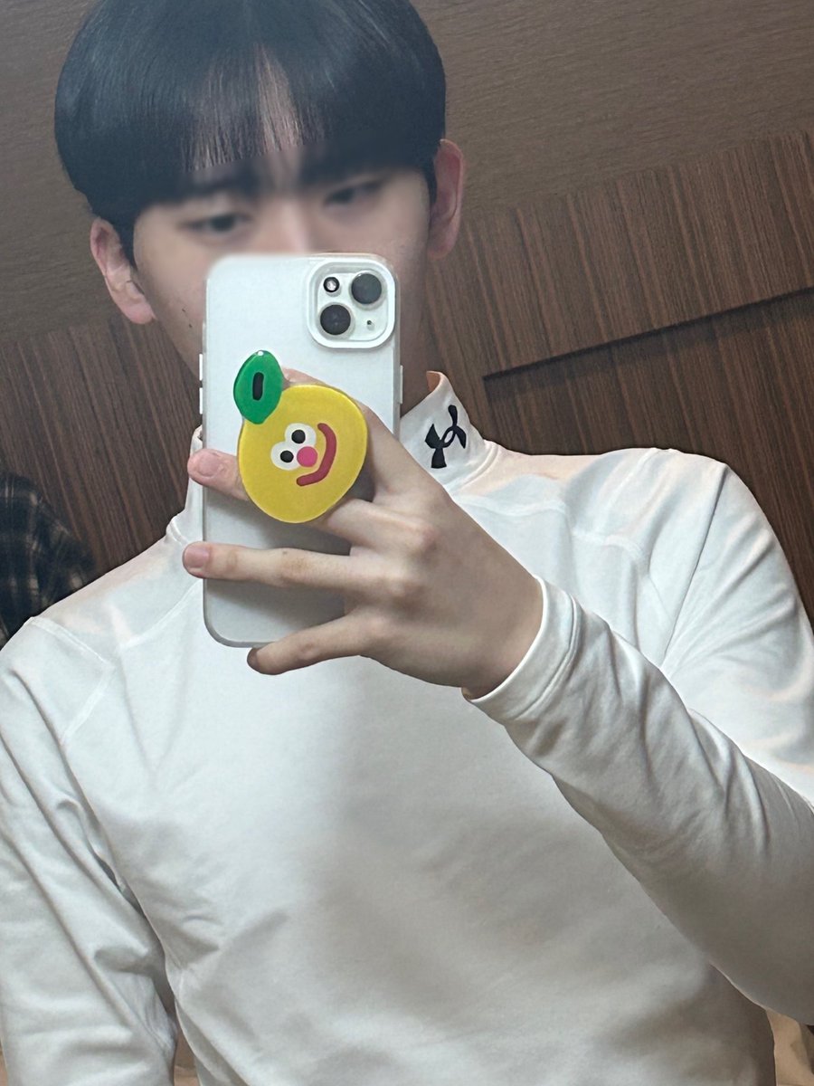is_616b's tweet photo. 노발인데 만져서 세워줄 사람 🙌🏻 https://t.co/GiOJOYGTWb