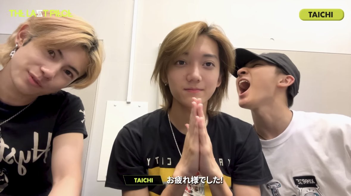 npm2_59's tweet image. 酔っぱらってるからキモキモマンになるけど  4thちゃんたちがだーーーーーいすき‼️‼️‼️
本当に活躍を期待しているし、彼らが表舞台で輝く時まで見守り、働き、応援する………追加メンバー次第では何年後になるか分からないけれど、きっと最強で最高のグループになると思っている 考えただけで泣いてる