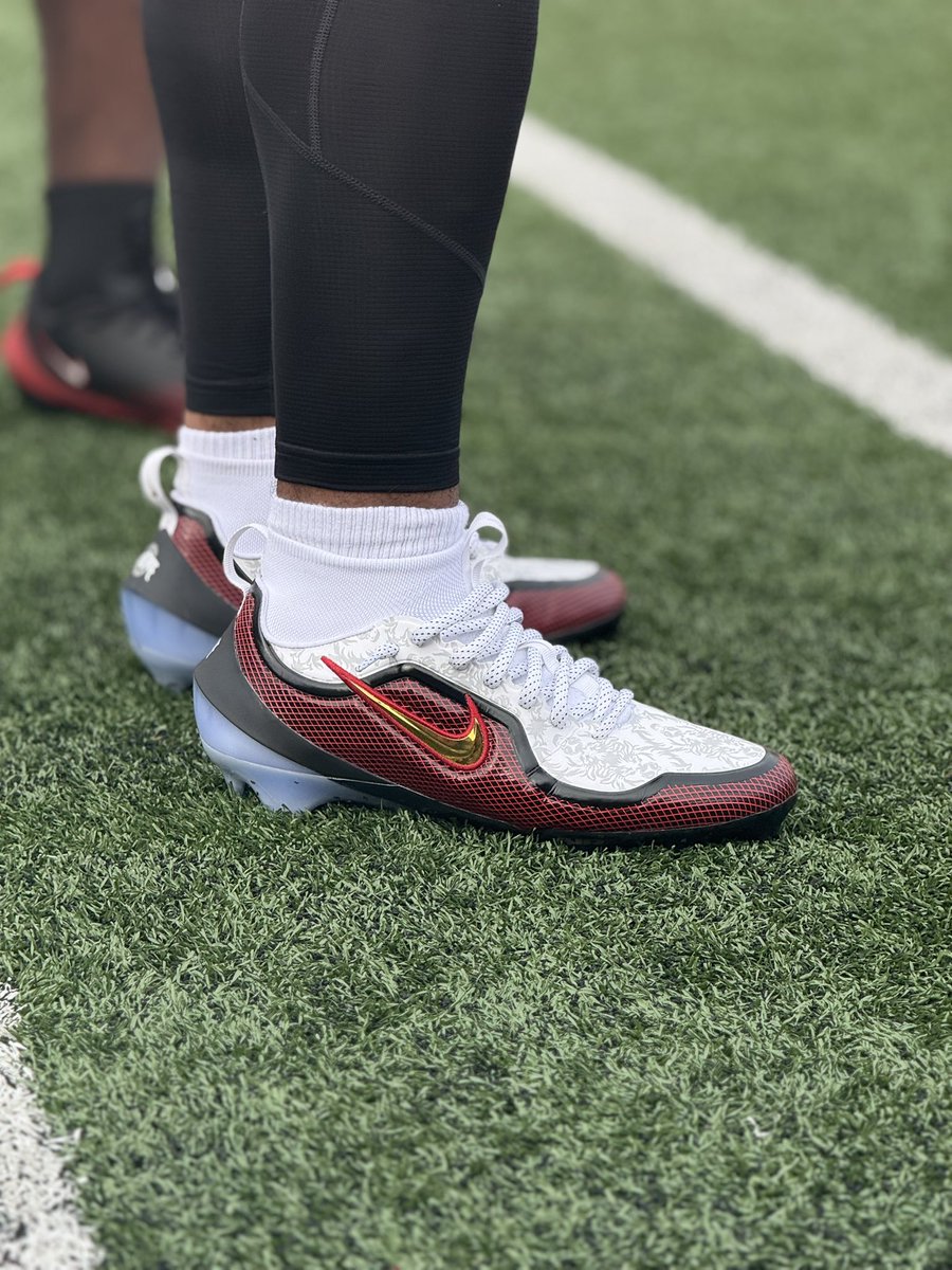 lebron cleats football
