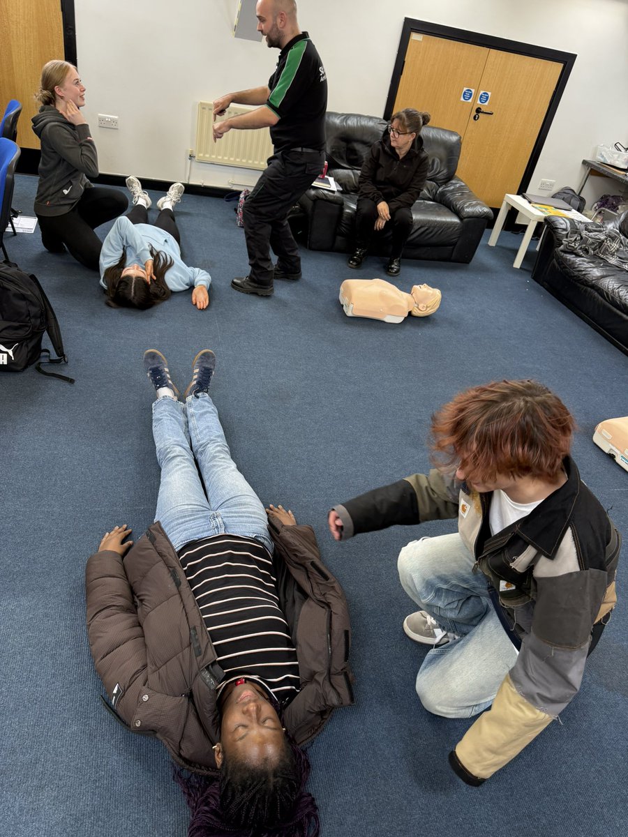 A fantastic day in West Glamorgan!
We’ve been welcoming our amazing new volunteers — full of energy, passion &amp; teamwork. 💙
From Onboarding Discussions to our First Aid Awareness course, you all smashed it! 💬
#Volunteering #Teamwork #WestGlamorgan #MakingADifference #JustInCase