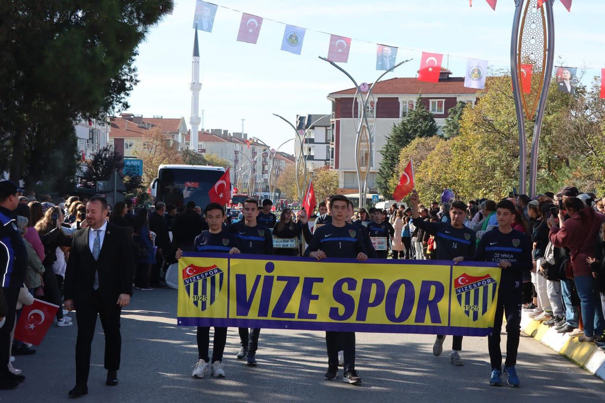 KURTULUŞ BAYRAMIMIZ COŞKU İÇİNDE KUTLANDI