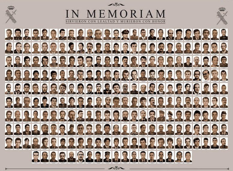 Hay una comandancia donde no caben ni el odio ni la violencia, solo la habitan la paz y el honor.
Puerta dorada, jardín de laurel, tricornios de plata y patio de armas colosal, donde la luz eterna recibe a los que, en un acto de amor infinito, dieron su vida por los demás.