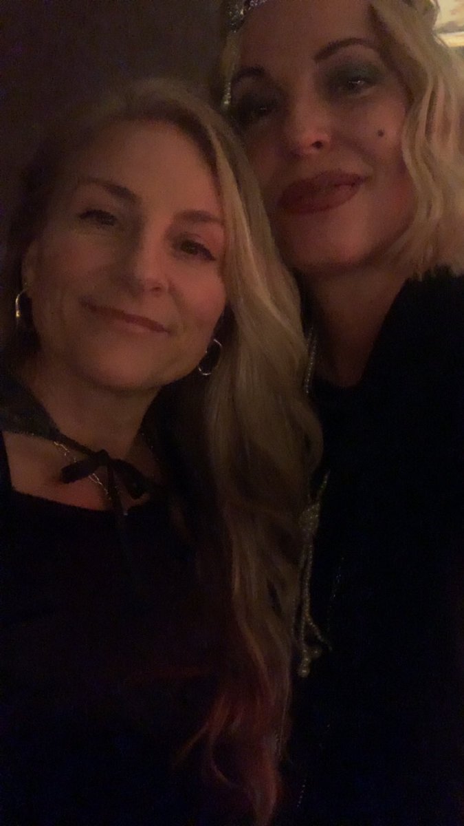 RomperGirl ☄️👽🐒🐘🐝🌻 tweet media