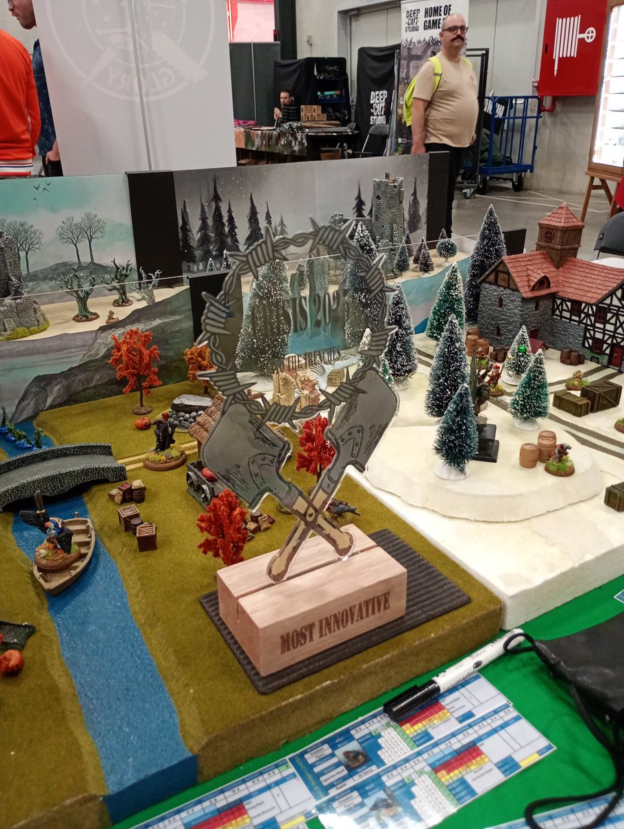 leadpile's tweet image. The other prize at Crisis wargame show, most innovative game by Murphy's Heroes and their Burrows and Badgers "4 Seasons" game.