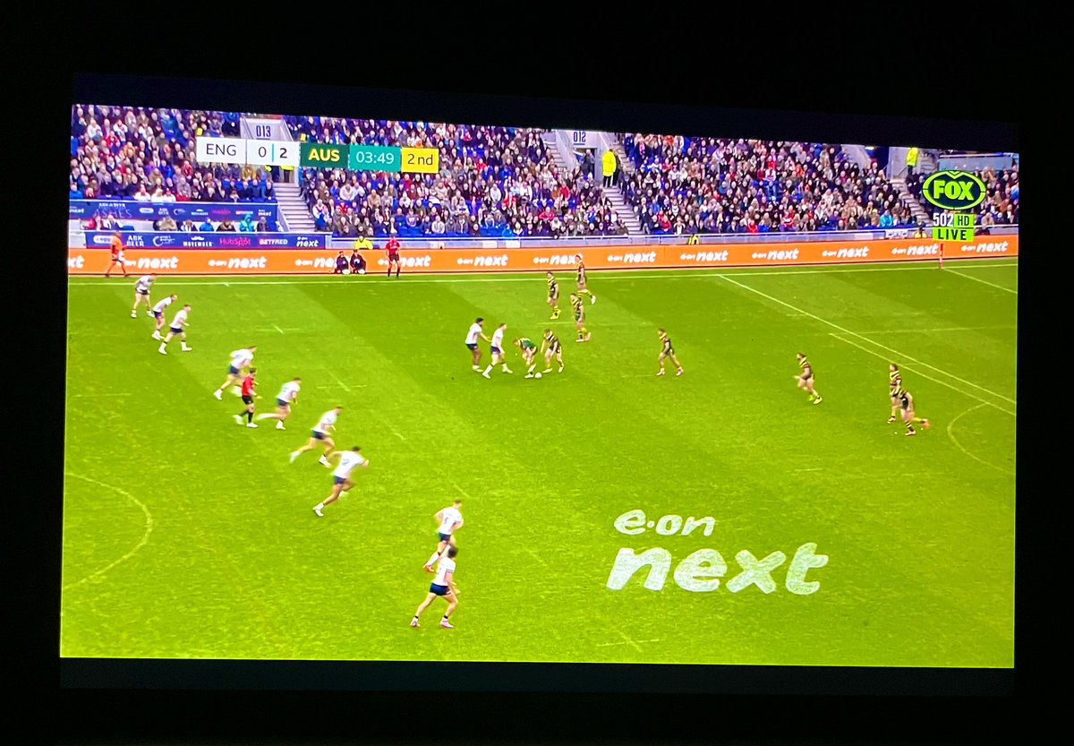 M4L154's tweet photo. Dang this time difference 🥱😴 #theashes #australiavsengland https://t.co/gw6Byu9LbW