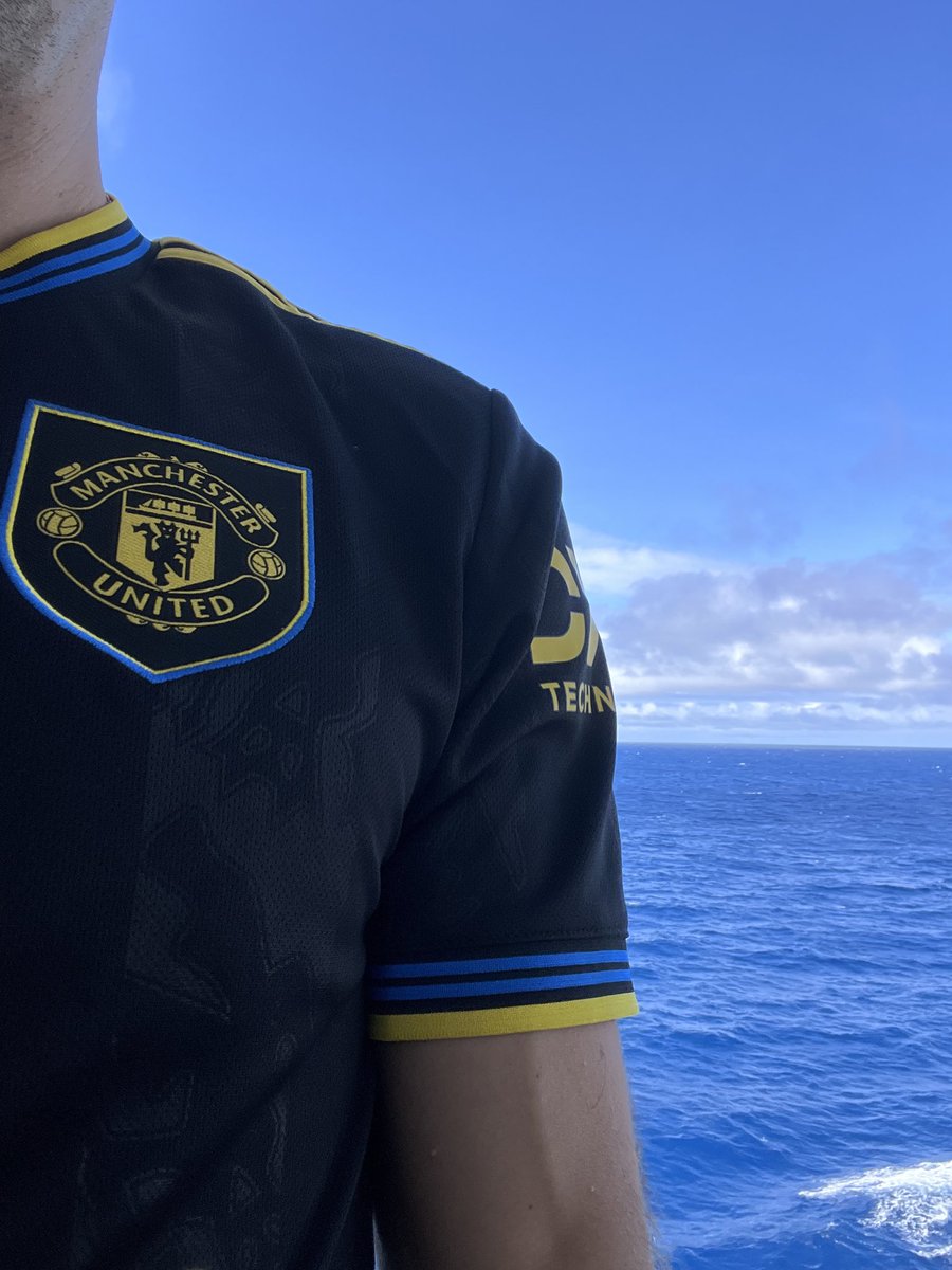 justseaman's tweet photo. #mufc #NOTMUN https://t.co/RMJj4NP6QC
