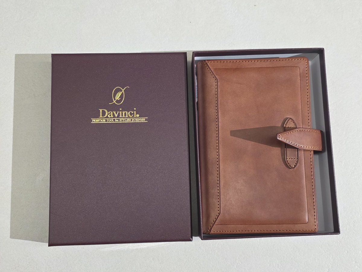 큰맘먹고 다이어리를사봤습니다
다꾸는...자신없지만 노력하겠습니다

팁좀알려주십쇼 굽신굽신