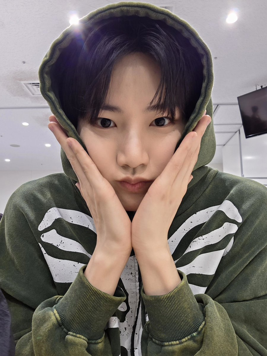 쭈쭈 tweet media