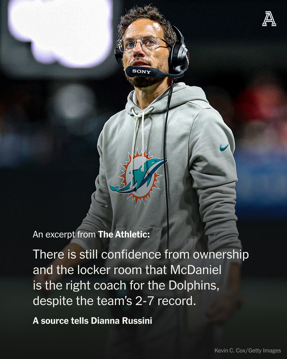 A team source tells me that Dolphins owner Stephen Ross is not simply holding onto Mike McDaniel as a placeholder before an offseason shake-up.

Ross hopes McDaniel keeps this group competing as Miami begins re-shaping its front office.

nytimes.com/athletic/67679…