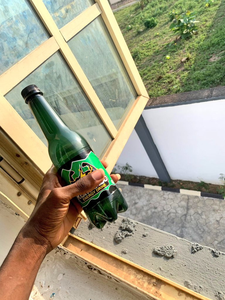 Having a chill. Weekend without an energy drink is wrong... 🙂‍↔️😂, introducing <a href="/EnergyWabbits/">Wabbits</a>, cooking something for the month of November 

Don't miss out join the TG today 😁
Follow <a href="/EnergyWabbits/">Wabbits</a>