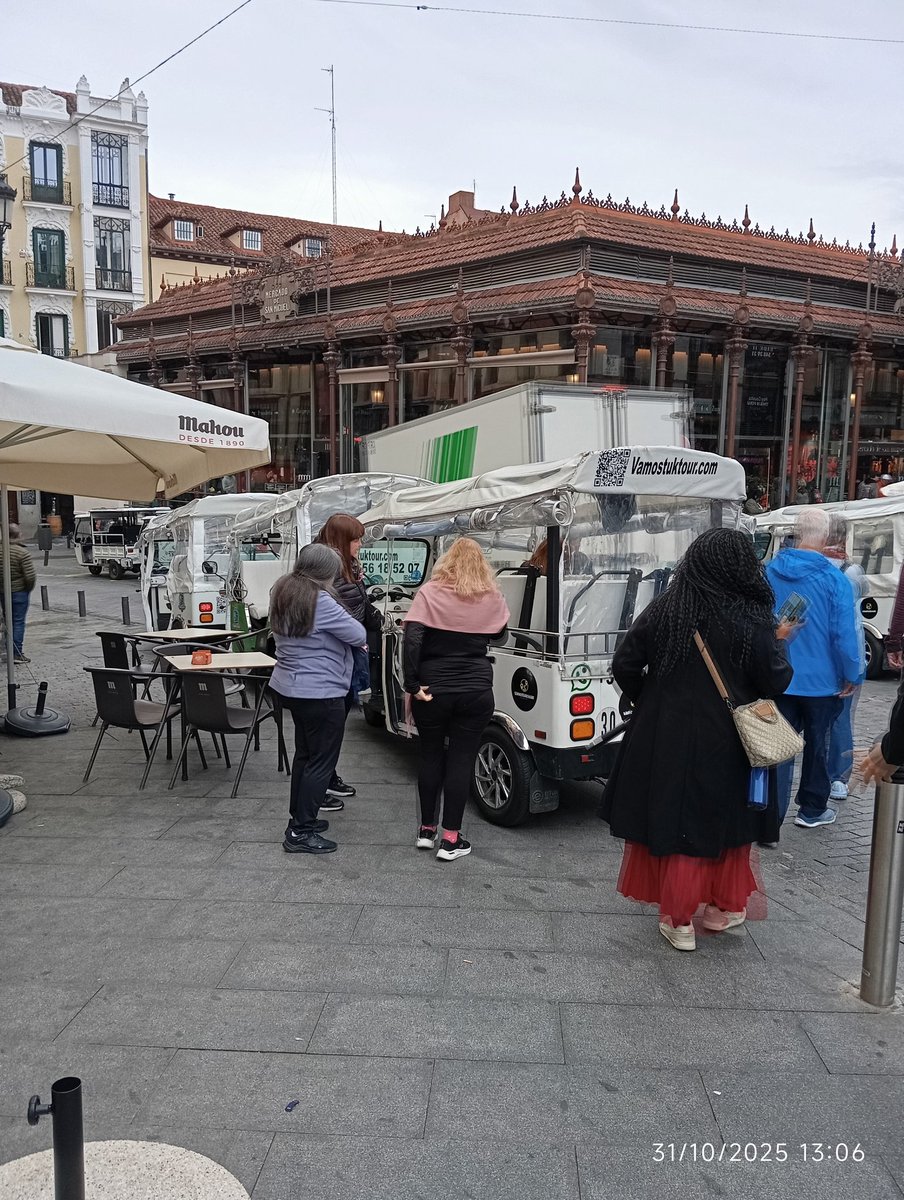 Residentes de la Plaza Mayor de Madrid y Aledaños tweet media