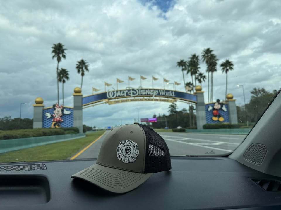 Project Fire Buddies is everywhere! 🌏🌎🌍

PFB visits Walt Disney World, Florida.  🐭