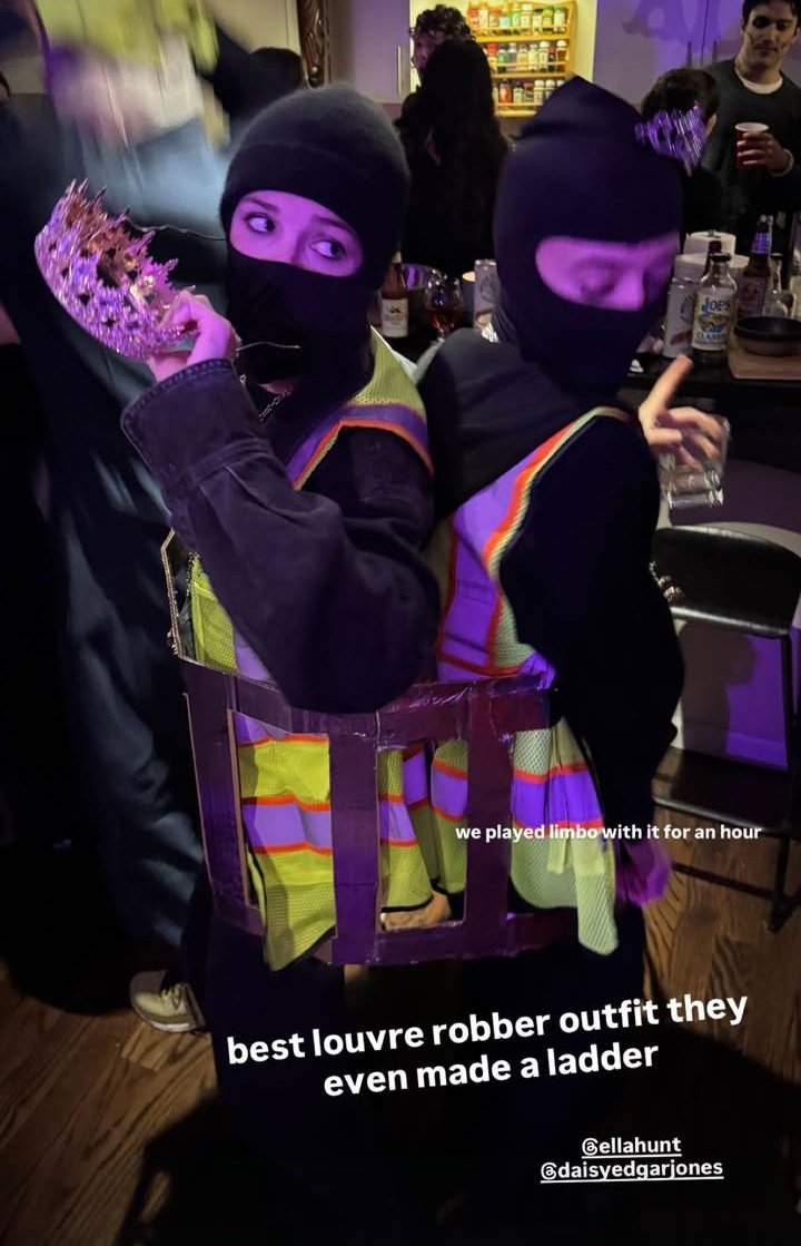 bestofdaisyjej's tweet image. Daisy Edgar-Jones and Ella Hunt going as the louvre heist for Halloween