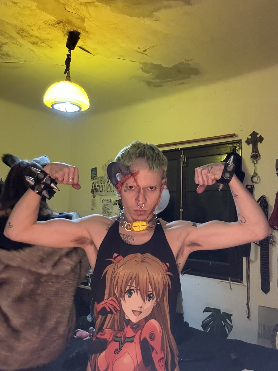 ale18only's tweet photo. Hallowen night 🥵😝 https://t.co/OWUaaUYHYA
