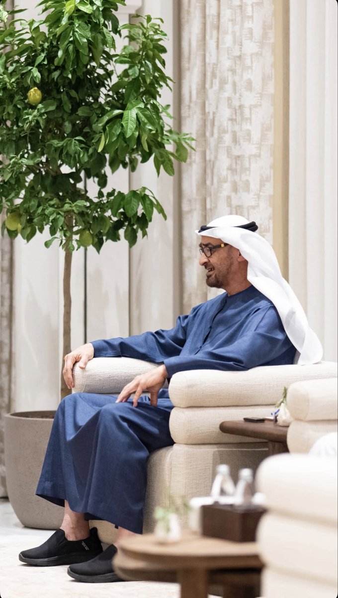 ربي يحفظك و يطول بعمرك 🤍