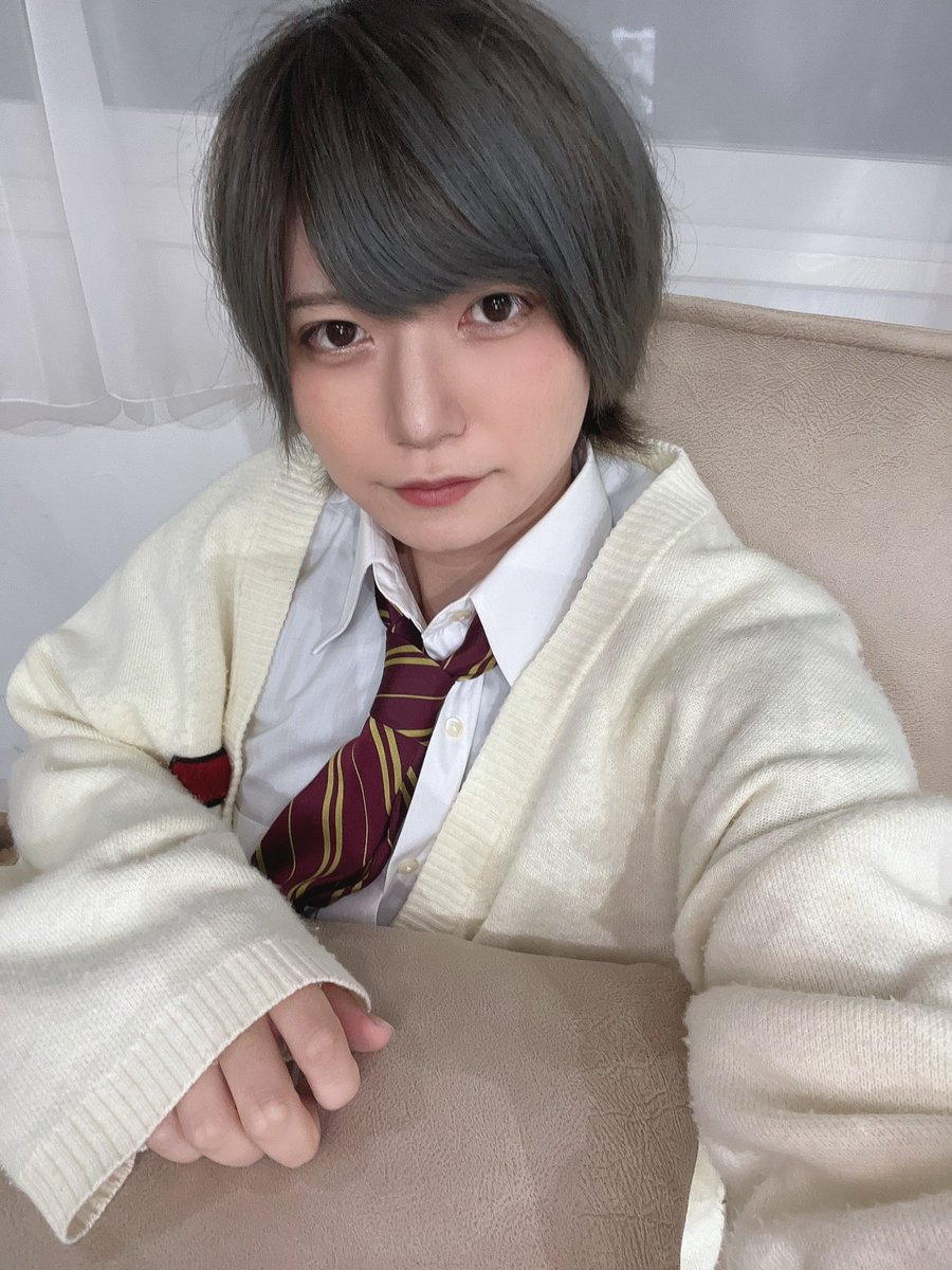 hayapi_lgln's tweet image. 学生証の提示させてくださーい🙋‍♀️