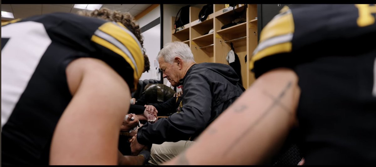 OnIowaGoHawkeyes tweet media