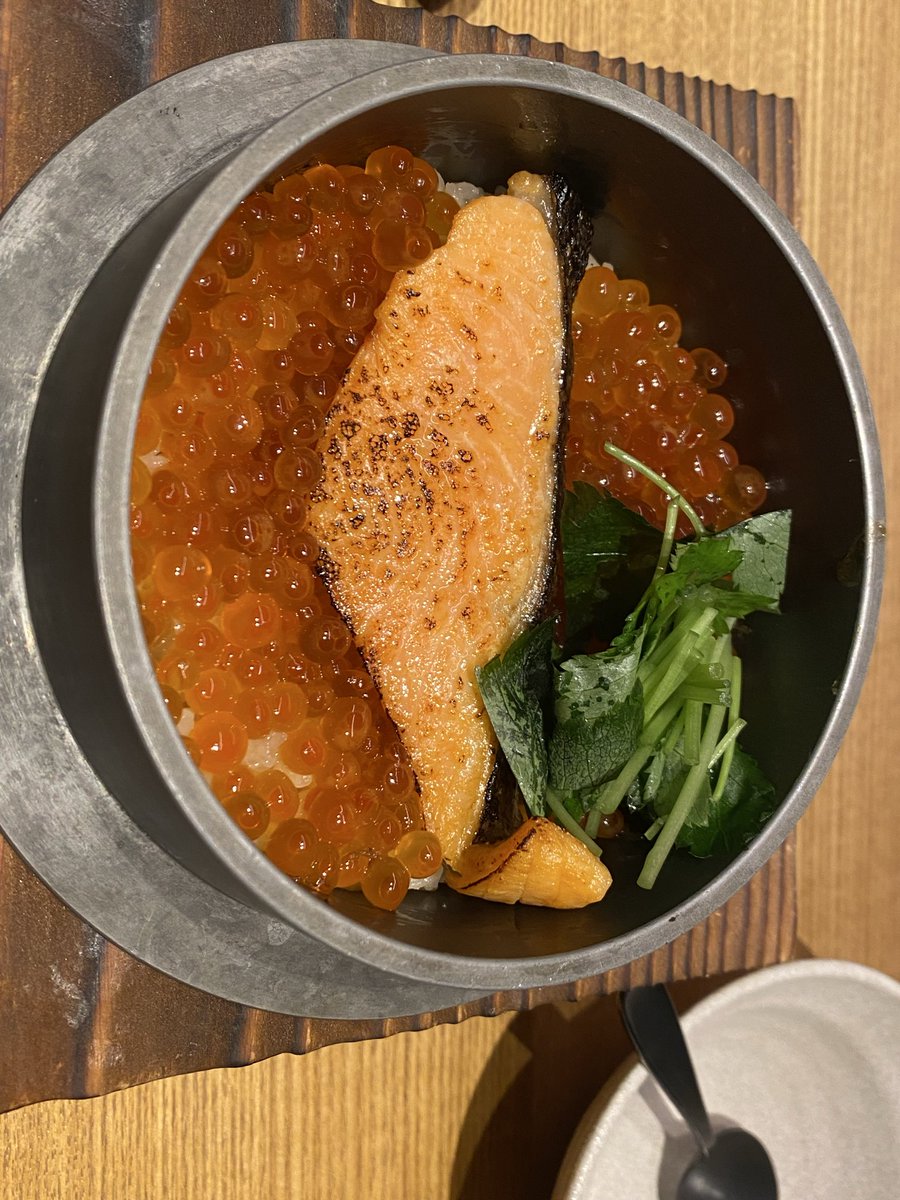 arin3100's tweet photo. 初の横浜に来てバタバタしてたから1日何も食べてなくて夜ご飯探してたらめちゃくちゃ美味しいお店見つけた👀💗
本格的なお店でお高めだけど満足感凄くて全然行く価値ある🤤
また行こっと(*´ `*) https://t.co/IZtg7DqS64