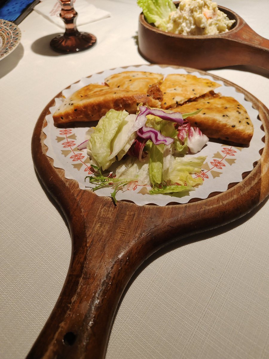 为了庆祝tano*c联动发表，当然是要来南京和击弦friends一起恰饭捏😋😋😋