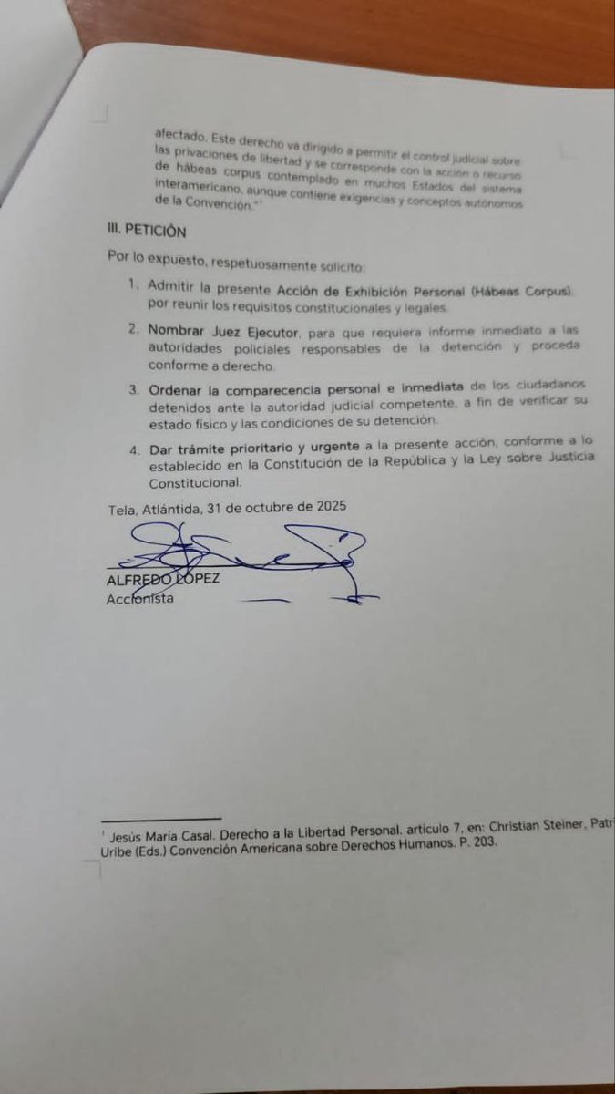 baraudawaguchu's tweet image. Exigimos la Liberación Inmediata de nuestros compañeros, David Lopez, Luis Guzman, Ramsis Ventura, detenidos por la policia de Tela desde anoche, sin una orden judicial, protegiendo los interes de Luis Madrid, quien acaparó tierras de Triunfo de la Cruz. Cumplimiento sentencia YA
