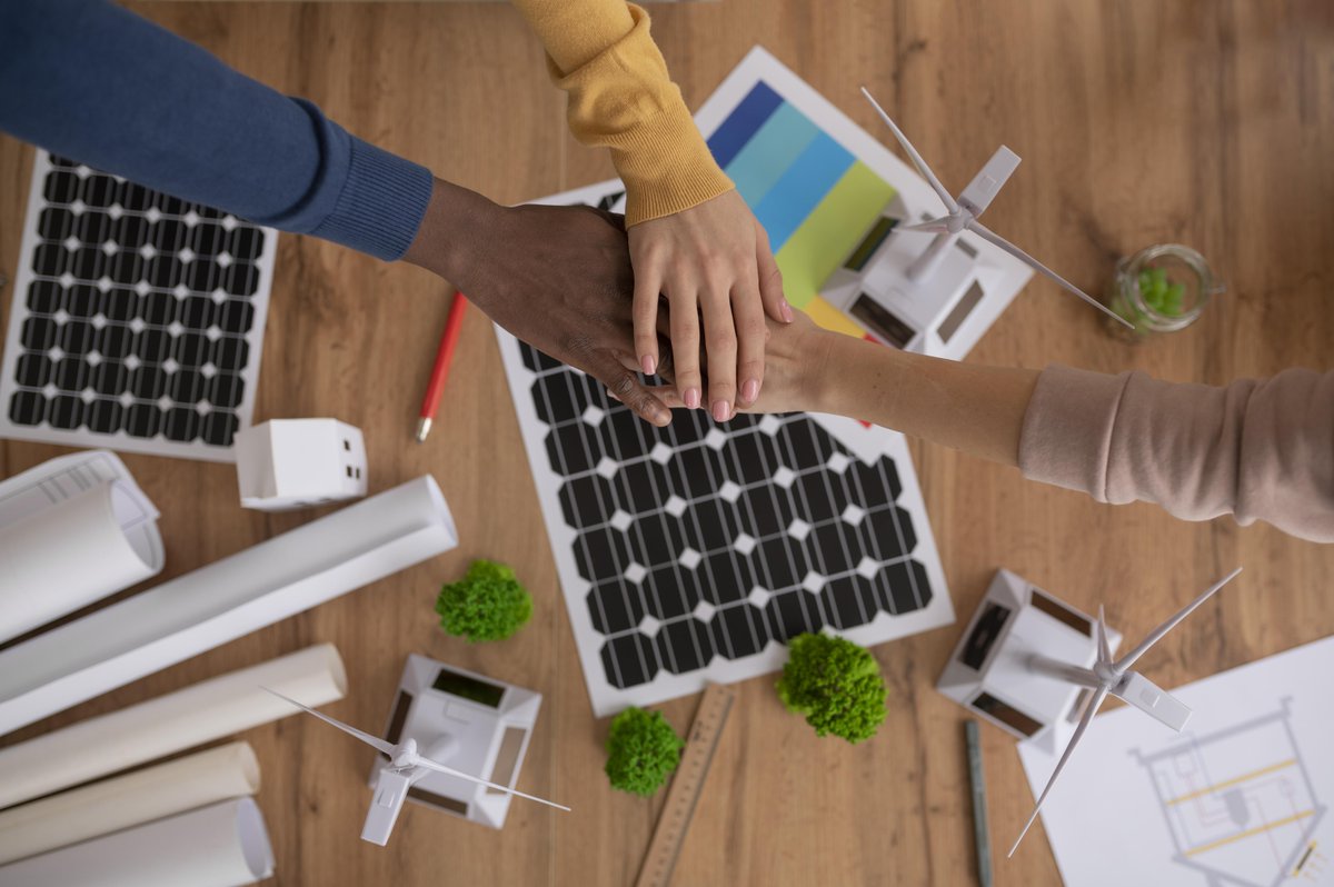El <a href="/mitecogob/">Transición Ecológica y Reto Demográfico</a> ha asignado 10,7 millones de euros para crear 106 nuevas #comunidadesenergéticas en España, 16 de ellas en Andalucía #transicionenergetica