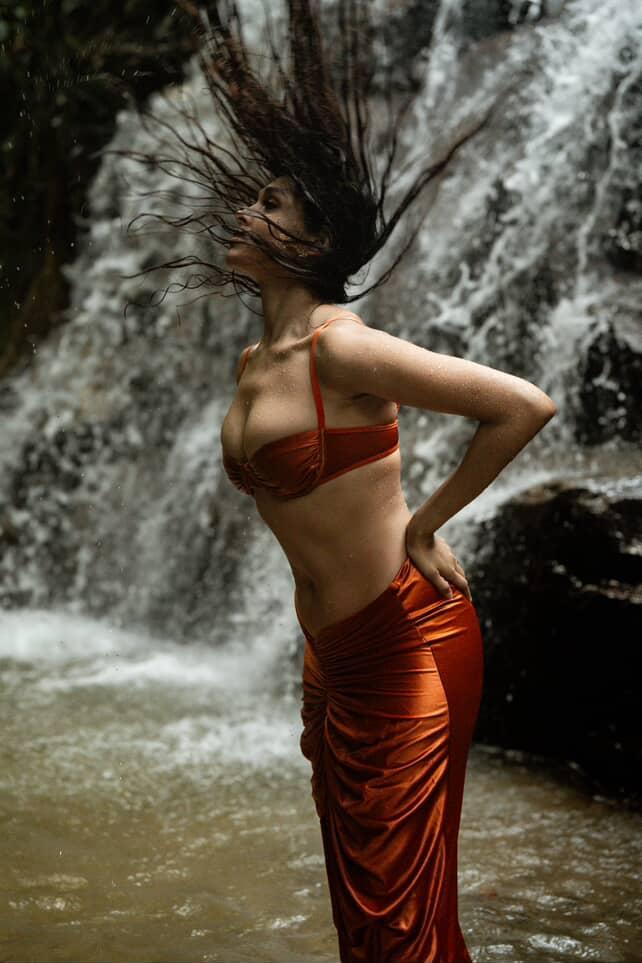 G4rbloRbQAEuTn8?format=jpg&name=medium