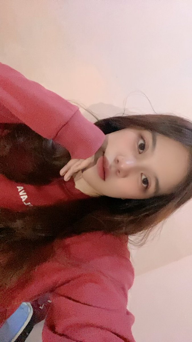longmyprettybf's tweet photo. day-1 being allyz💗

#ALLYZDAYSELCA #ALD1 #ALLYZ #ALPHADRIVEONE #ASZD #HEXINLONG #허씬롱 https://t.co/x2Suy2Ftd9