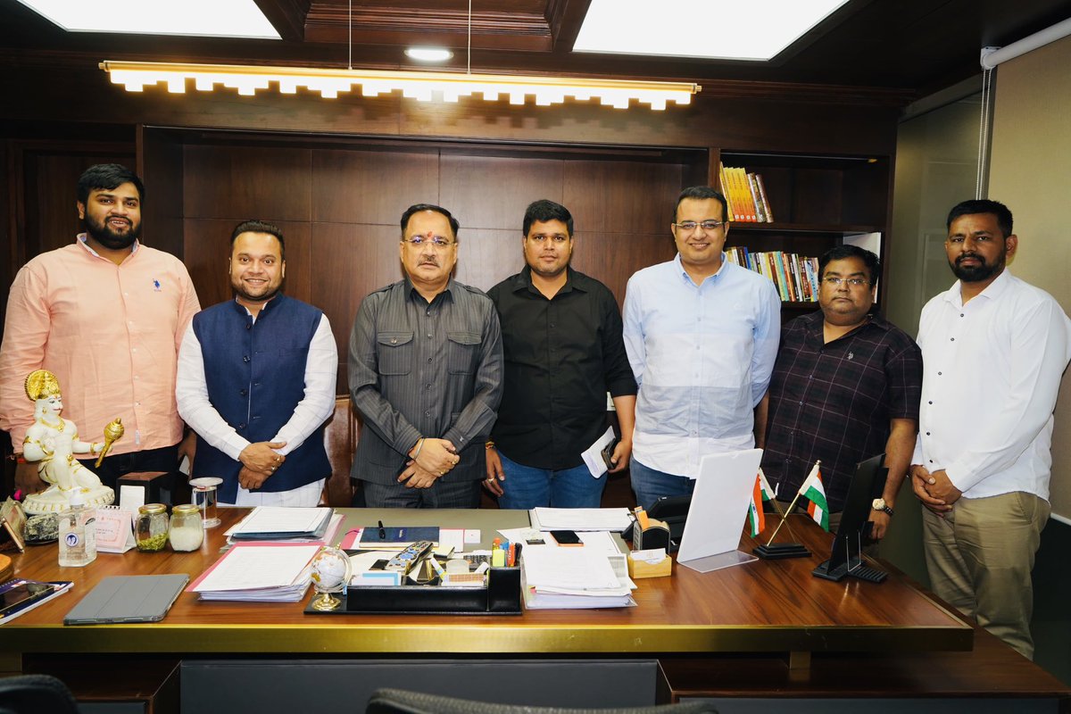 Accompanied the State Yuva Morcha team on a courtesy visit to State President Shri Virendra Sachdeva ji at the newly constructed BJP Delhi State Office.

<a href="/BJP4Delhi/">BJP Delhi</a> 
<a href="/Virend_Sachdeva/">Virendraa Sachdeva</a>