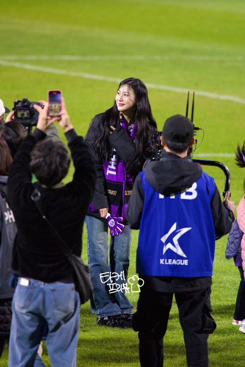 251101 FC안양

언니가 좋으면 나도 좋아🫶

#에이핑크 #오하영
#Apink #Hayoung <a href="/Apinkohy/">오하영</a> pre