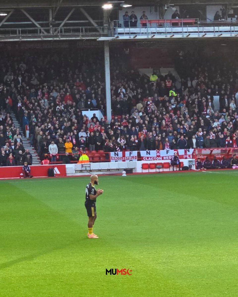 Mbeumo making dua before the Forest game ♥️🤲