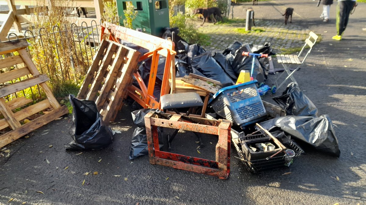 LochendPark's tweet photo. Many thanks to the volunteers who turned out for the litter pick today. We collected 20+ bags of rubbish plus a wide variety of junk dumped in the park. https://t.co/02lcNHPItX