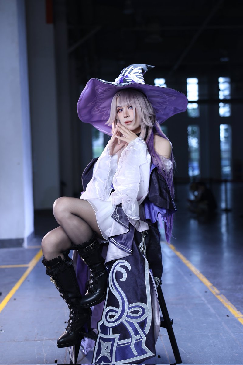 chenchen232's tweet image. 大黑塔场照，#男娘 #伪娘 #cosplay #崩坏星穹铁道