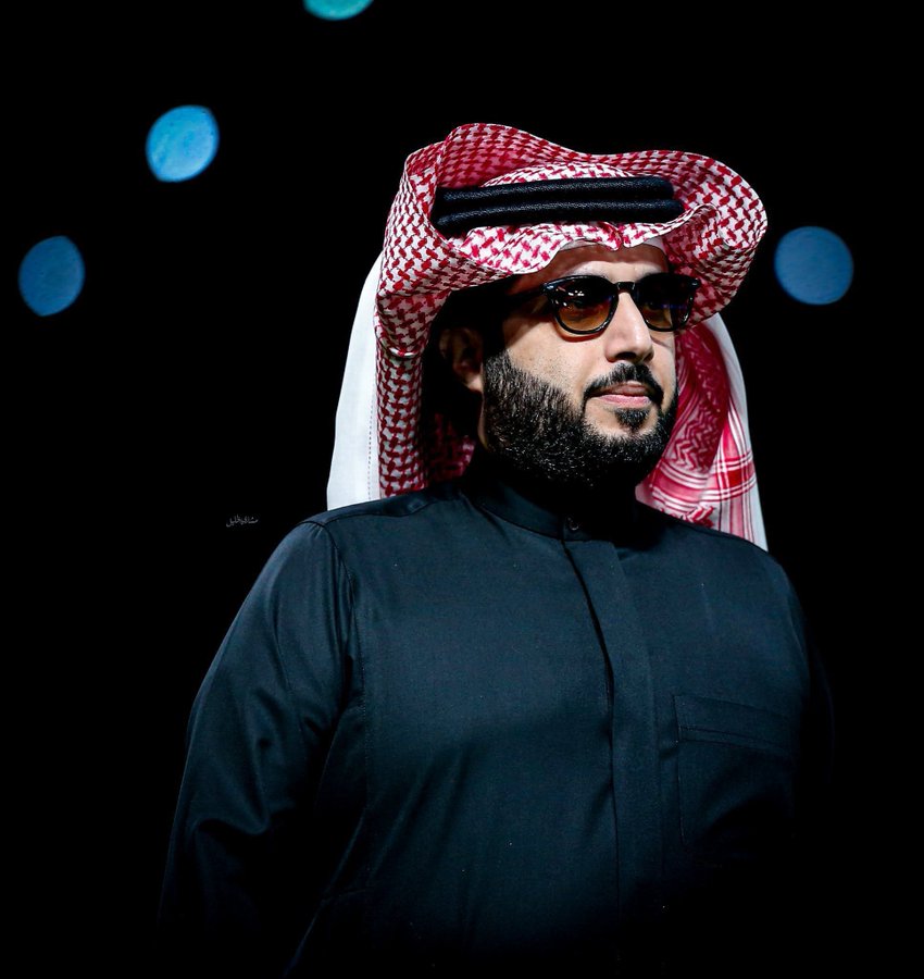 بمناسبة مبارة #الاتحاد_الخليج 
بختار عدة اشخاص يفوزون معنا 
       "250" الف ريال لكل شخص يشارك
         موعدنا بعد المبارة 
- رتويت للتغريدة
- لايك وتابعني 
- تعليق يارب.  
- ارسل اسمك ورقم جوالك على الخاص ✉️
#التعاون_القادسية
#الاتحاد_الخليج 
#بث_مباشر