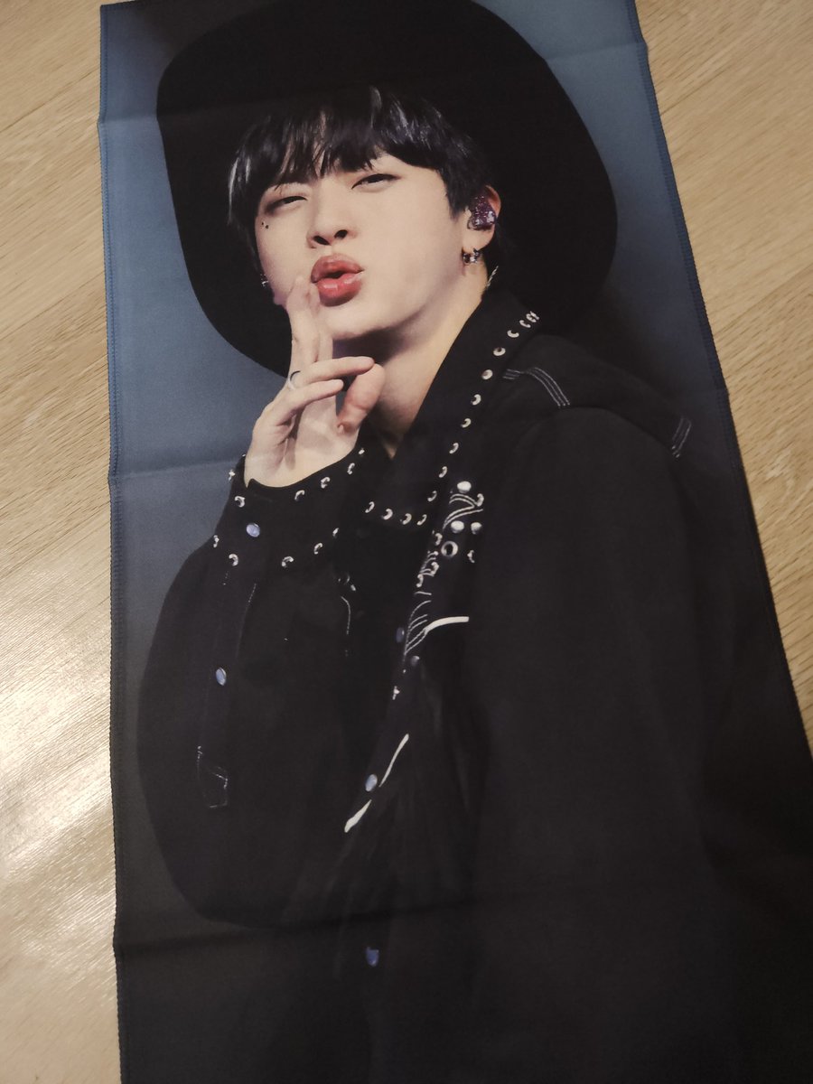 yulam623's tweet photo. @JpKoni
예쁜 슬로건 만들어주셔서 감사합니다!
정말 오래 고민했는데 실물 보니까 그 고민이 싹 날아갔어요!
감사합니당😍 https://t.co/4Yoa6M8bZs