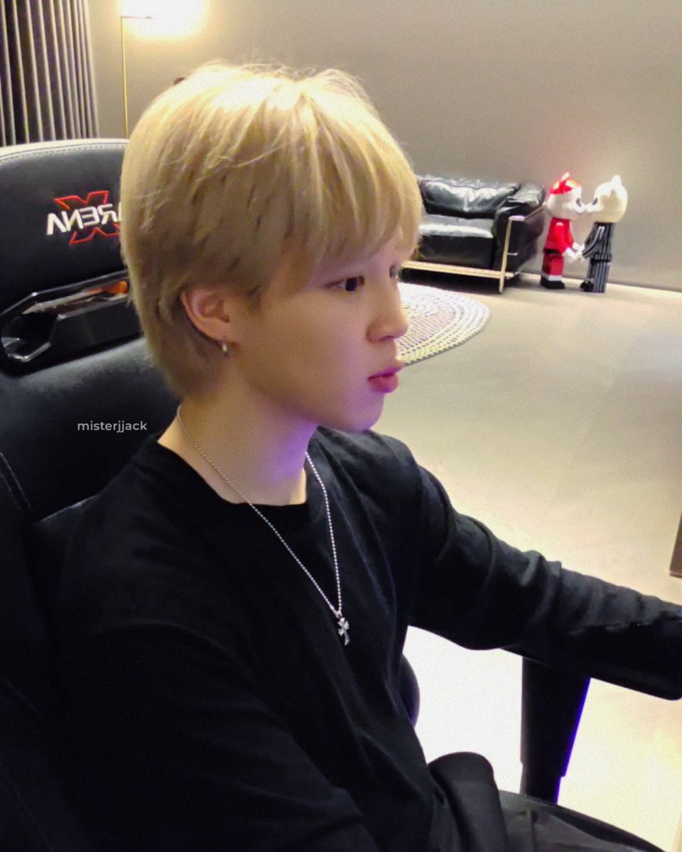 misterJJack's tweet photo. #JIMIN

왜케 귀엽냐 https://t.co/DjZd0Nl3aZ