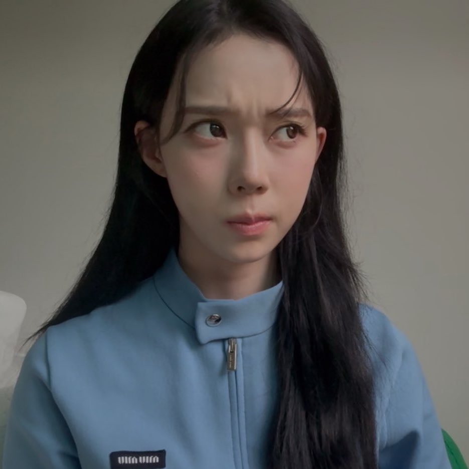 njeans_0620's tweet image. 4 PICS 1 WORD

CUTENESS.

#Winter #Aespa #AespaWinter